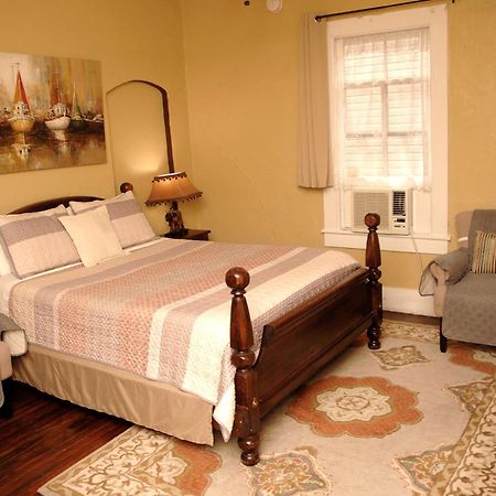 Charming Historic Downtown Apartment سانت أوغيستين المظهر الخارجي الصورة